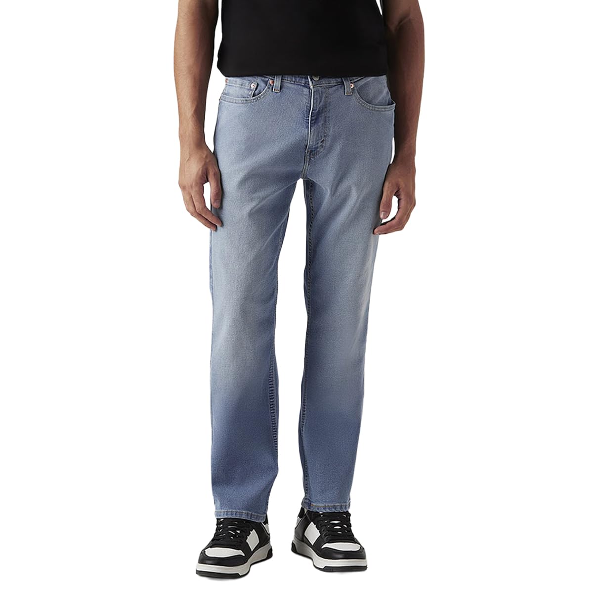 Levi's Men's 541 Tapered Fit Mid Rise Jeans at ₹930 – Amazon